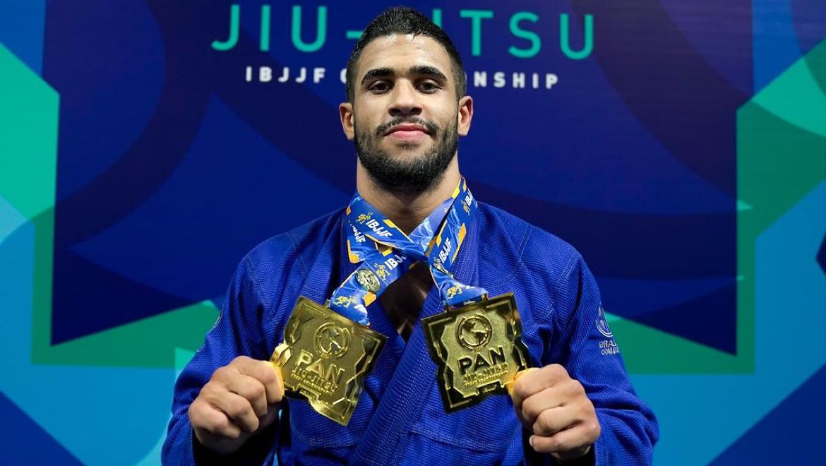 Natã Tenca conquistou o ouro duplo no Pan 2024. Foto: IBJJF