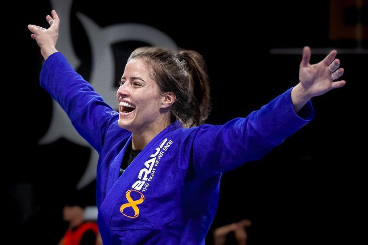 Ana Schmitt vai disputar o título dos penas no BJJ Stars 12. Foto: Reprodução/Instagram