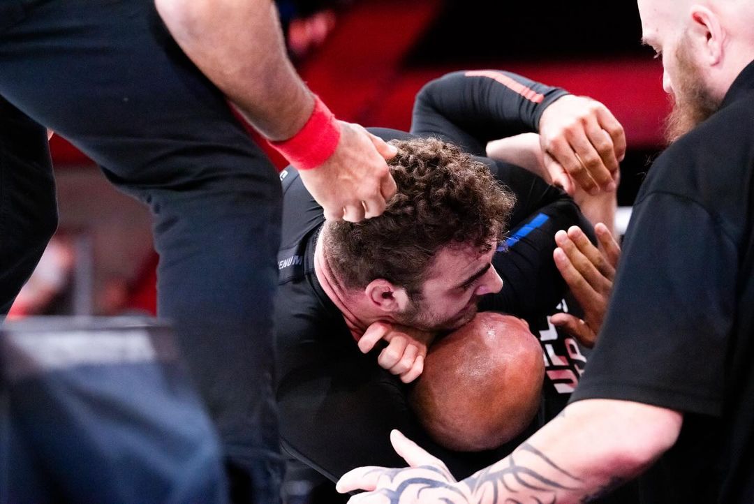 Luke Griffith finalizou Kaynan Duarte no UFC FPI 7. Foto: Jordan Huynh