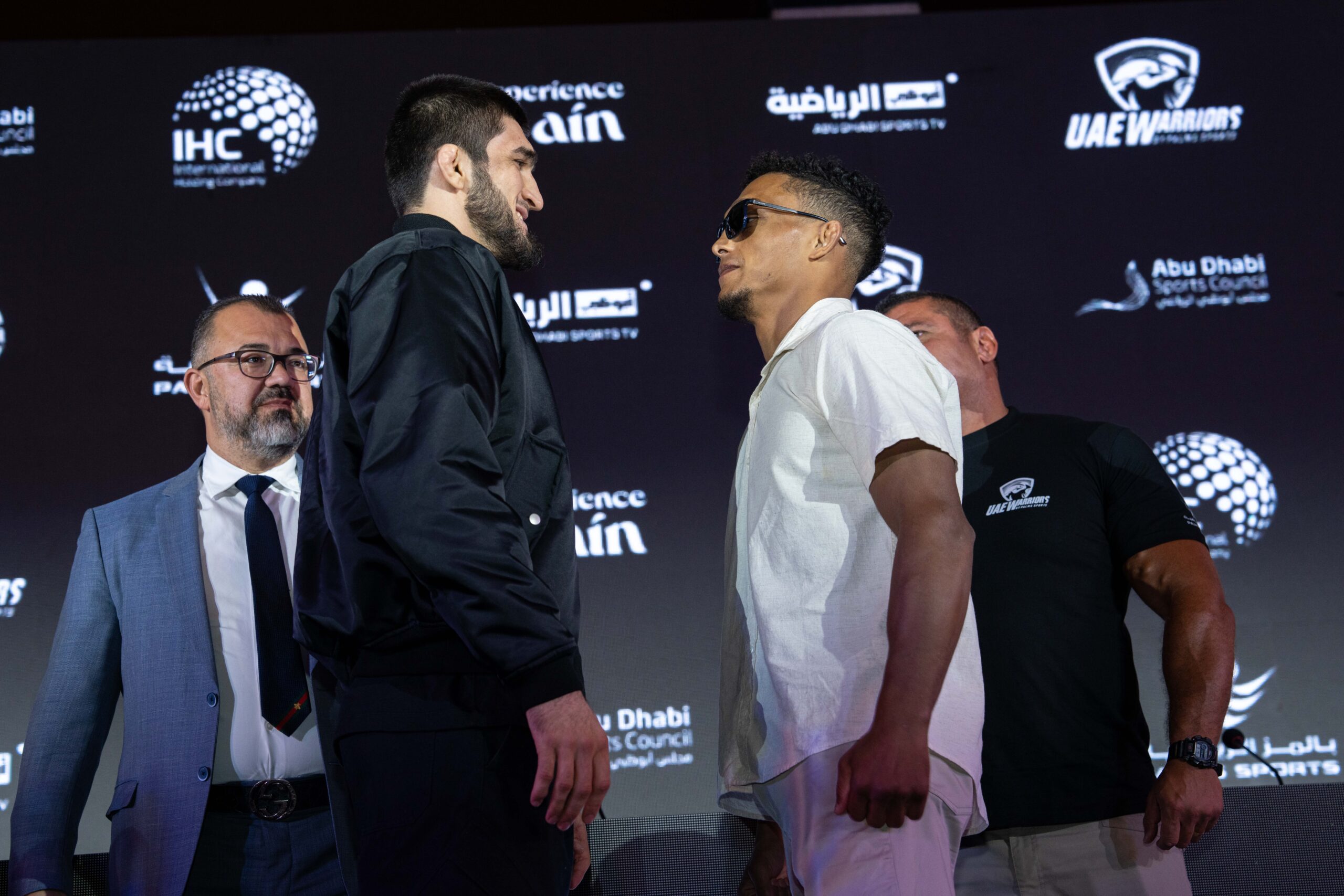 Alex Silva vai à caça do cinturão do UAE Warriors. Foto: UAE Warriors