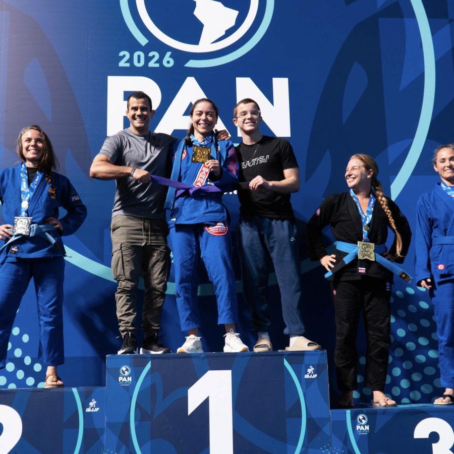 Ivan Rocha, Camila Almeida e Gregor Rocha no Pan 2026 da IBJJF. Foto: Reprodução