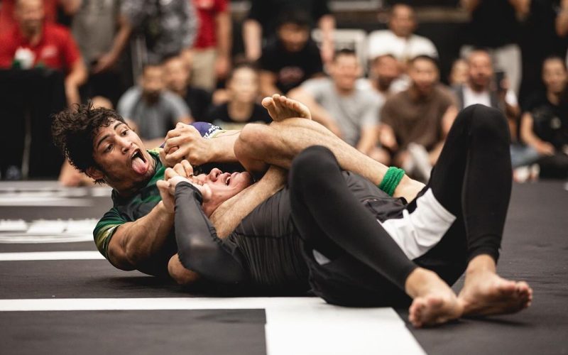 Fabricio Andrey vibra durante a luta contra Kauã Gabriel. Foto: Ana Assis/Assis Fotografia