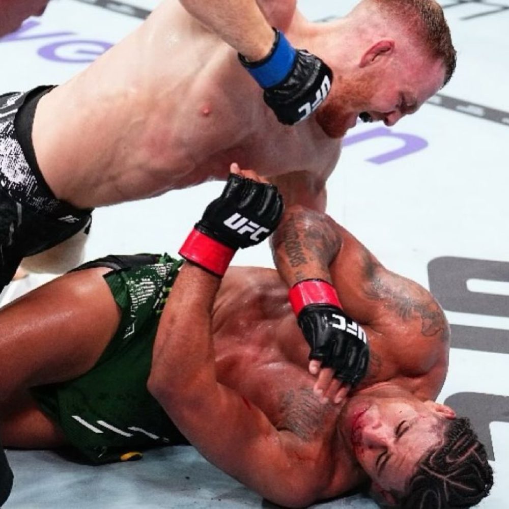 Jack Della Maddalena derrotou Gilbert Durinho por nocaute no UFC 299. Foto: Divulgação/UFC