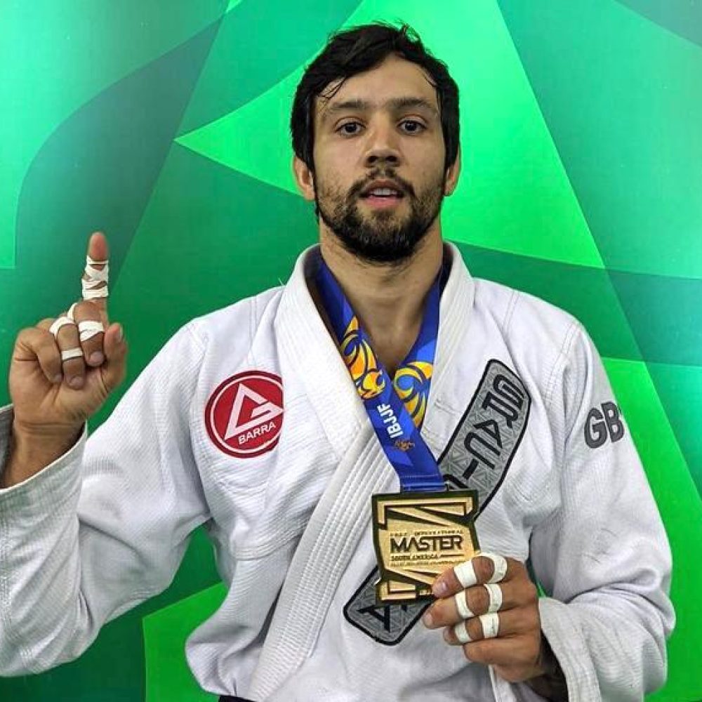 Matheus Valentim foi campeão do Internacional Master em 2022. Foto: Divulgação/CBJJ