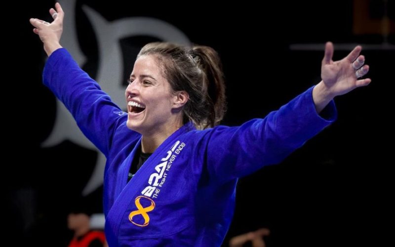 Ana Schmitt vai disputar o título dos penas no BJJ Stars 12. Foto: Reprodução/Instagram