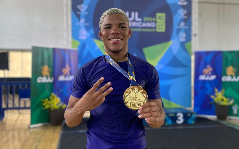 Faixa-roxa Yago Matias conquistou o título do Sul-Americano Nogi. Foto: arquivo pessoal